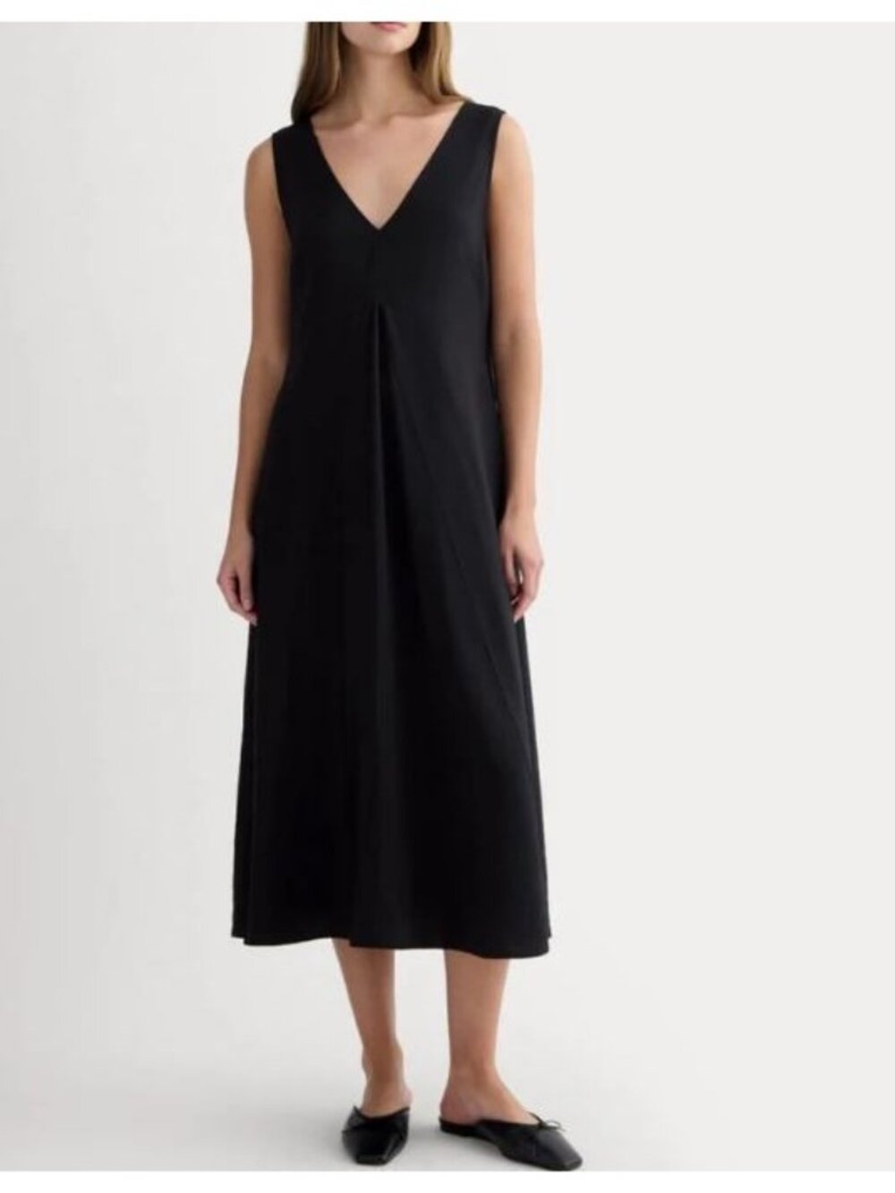 Everlane The V-Neck Dress in Softluxe Black Size Small NWT